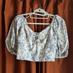 Abercrombie & Fitch Cream Floral Blouse
